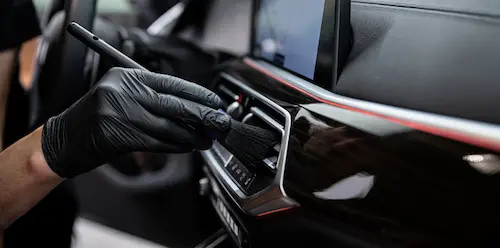 Refinish bord si plastice